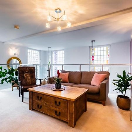 Lux Duplex Apartment 19Th Century Chapel Wakefield Centre 외부 사진