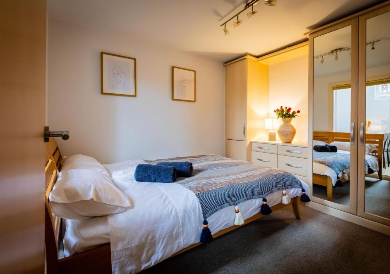 Lux Duplex Apartment 19Th Century Chapel Wakefield Centre 외부 사진